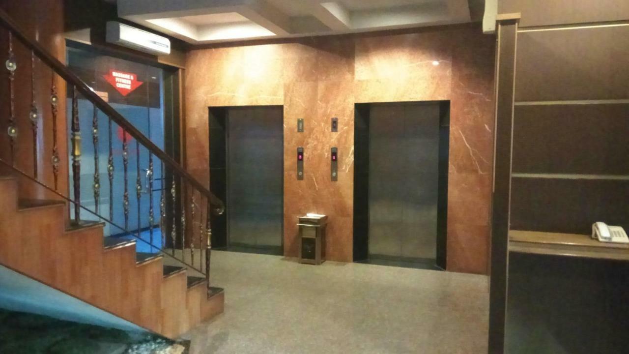 Utama Hotell Batam Eksteriør bilde